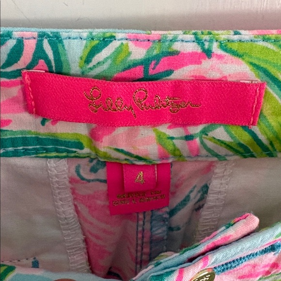Lilly Pulitzer blue pink flamingo Buttercup scalloped hem shorts Size 4 - Picture 6 of 8
